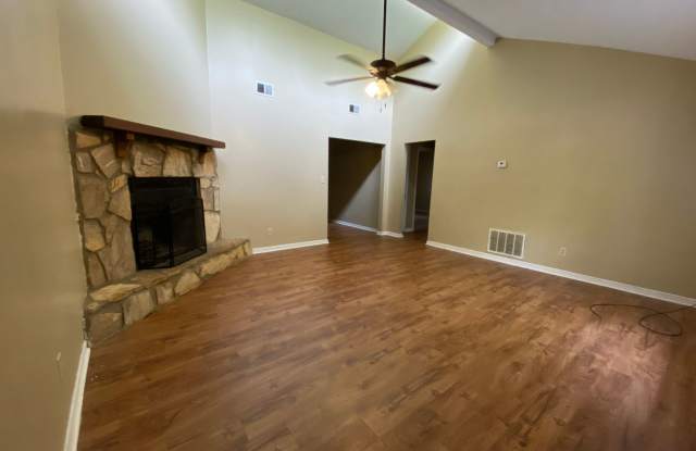 Cozy 2/1 off of Tallassee photos photos