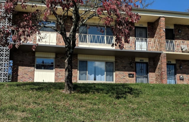 326 Greenway Drive - 326 Greenway Dr, Johnson City, TN 37604
