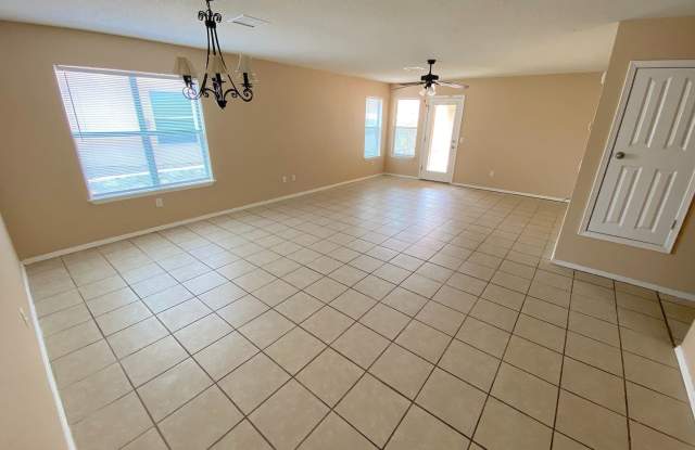 11953 Mesquite Bush Gallery 2