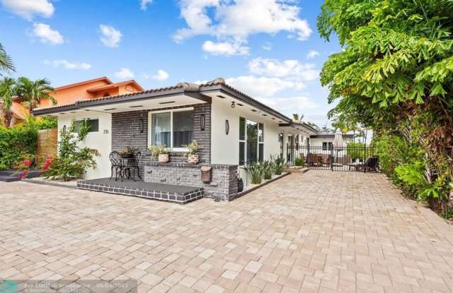 735 Tyler St photos photos