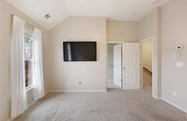 4505 Kendall Way Gallery 3