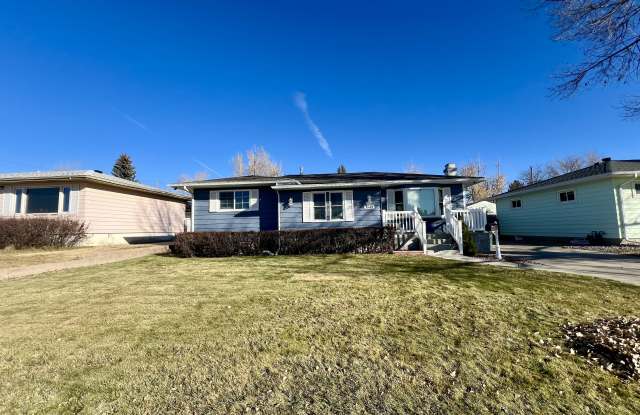 3549 Grove Dr - 3549 Grove Drive, Cheyenne, WY 82001