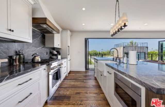 6711 Wandermere Road - 6711 Wandermere Road, Malibu, CA 90265