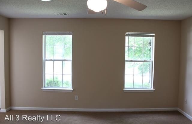 4368 Idlewood Park Gallery 4
