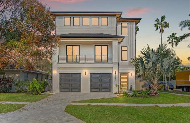 531 DANUBE AVENUE - 531 Danube Avenue, Tampa, FL 33606