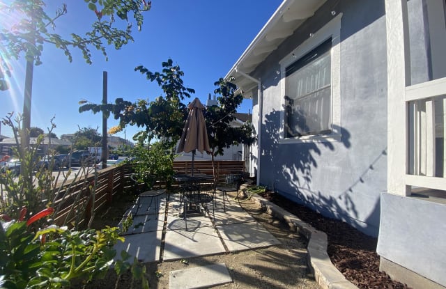 1030 27th Street B photos photos