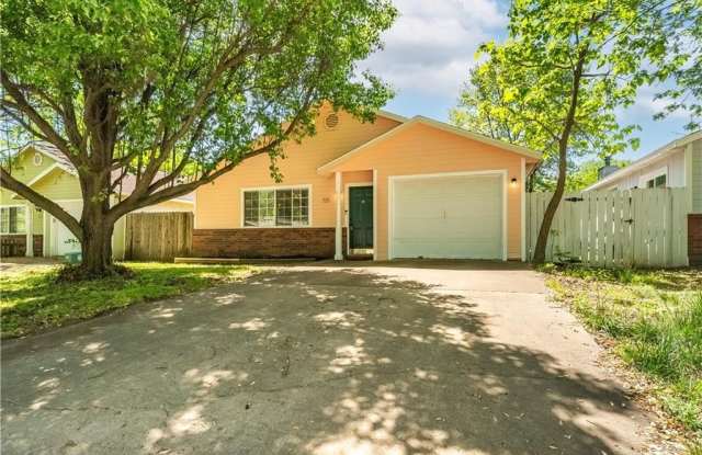 725  W Van Gogh  PL - 725 West Van Gogh Place, Fayetteville, AR 72703