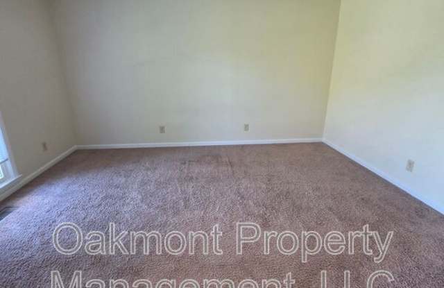7535 Hargrove Ct Gallery 2