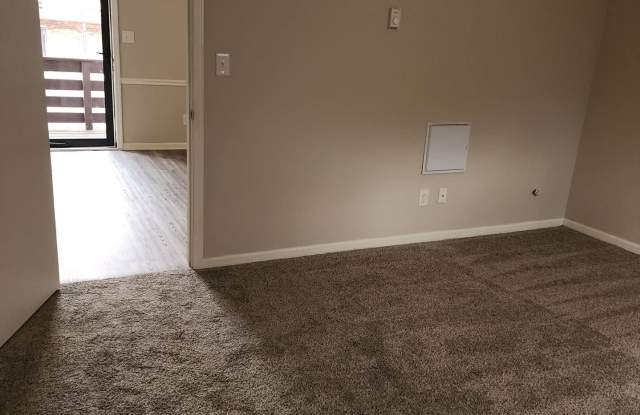 Wonderful Neighborhood Close to Wake Forest And Downtown Winston Salem! Gallery 3