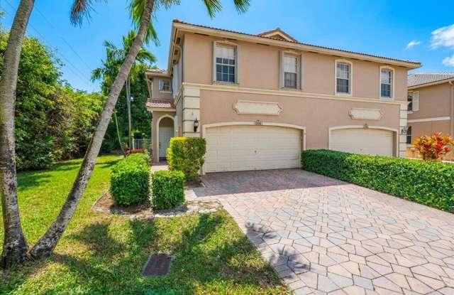 3544 Lakewood Place photos photos