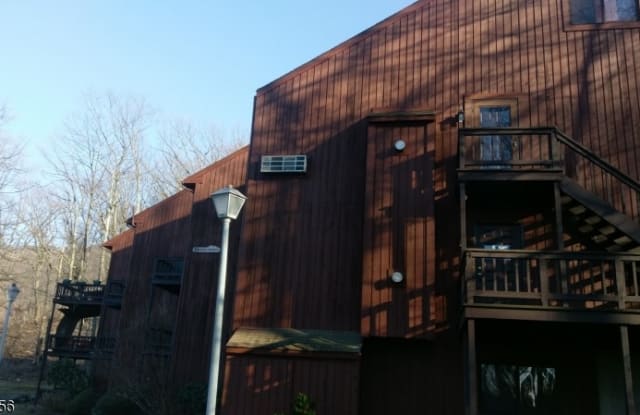 4 GREG NORMAN CT UNIT 4 - 4 Greg Norman Court, Sussex County, NJ 07462