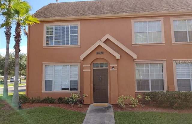 9012 LAKE CHASE ISLAND WAY - 9012 Lake Chase Island Way, Westchase, FL 33626