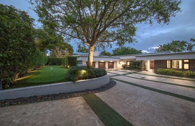 420 SE 17th Avenue photos photos