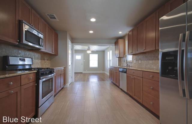 2913 Rio Grande Street - 2913 Rio Grande Street, Austin, TX 78705