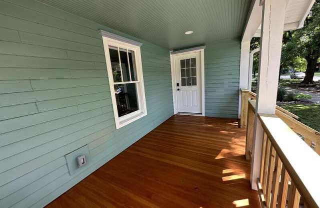 1306 New Hampshire Gallery 2