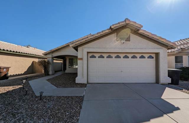 8437 W CHARTER OAK Road photos photos