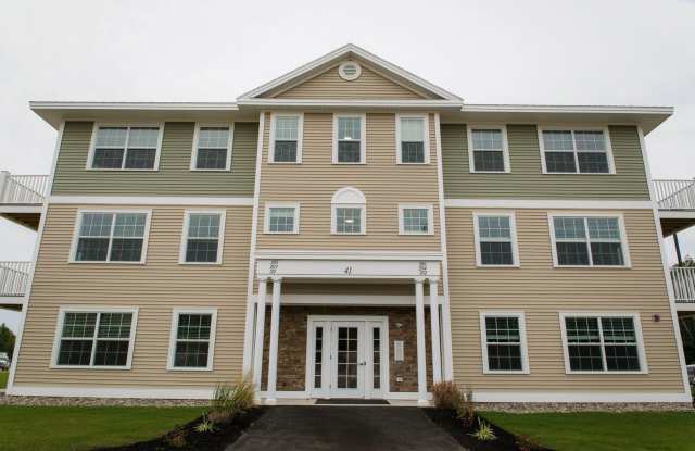 Fox Ridge Crossing 5 photos photos