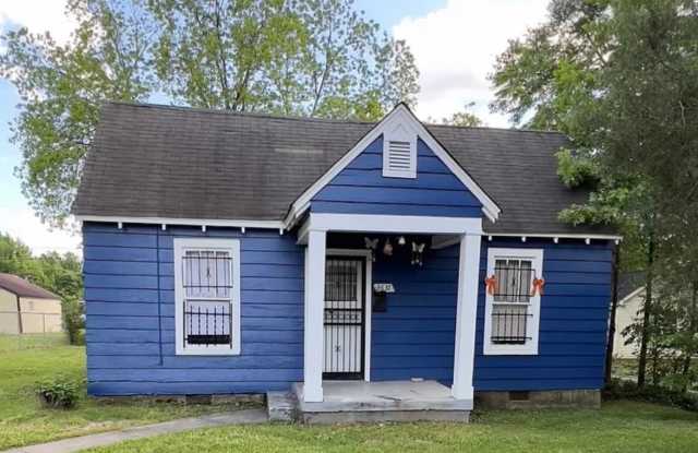 2637 Arlington Avenue photos photos