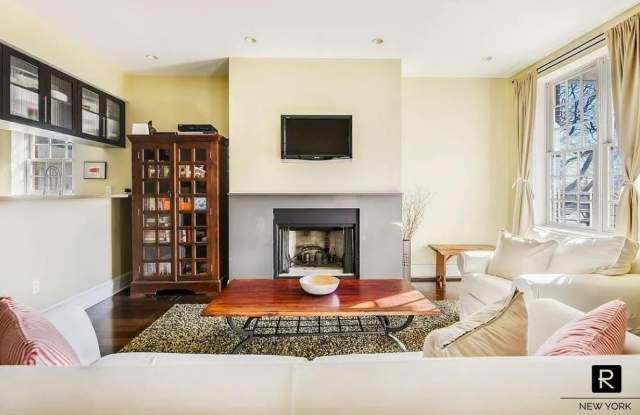 1109 Prospect Avenue Gallery 2