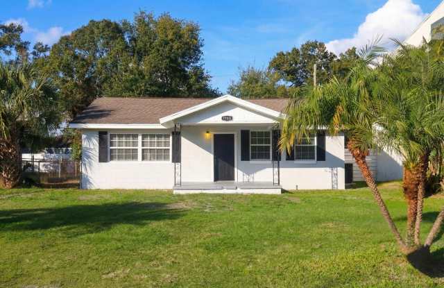 3 Bedroom, 1 Bathroom Home for Rent in Tampa! photos photos