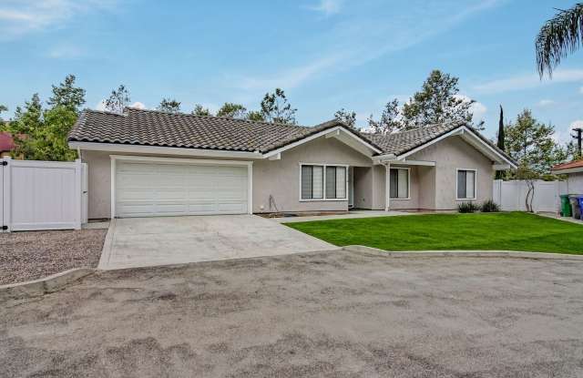 Remodeled Home On Quiet Cul-de-sac photos photos