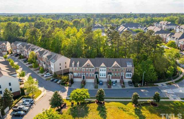 8805 Macedonia Lake Dr Gallery 3