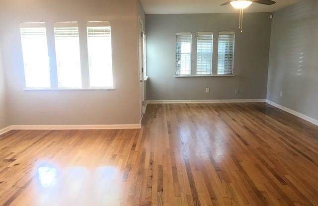 5242 Pomander Road Gallery 3