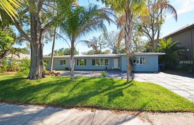 409 NE SNELL ISLE BOULEVARD - 409 Snell Isle Boulevard Northeast, St. Petersburg, FL 33704