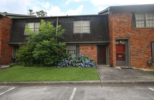 Great 2 Bed 1 Bath Home in Dalton Ga photos photos