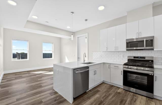 3443 JOHN F KENNEDY BLVD photos photos