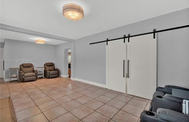 1230 SW 86th Ct photos photos