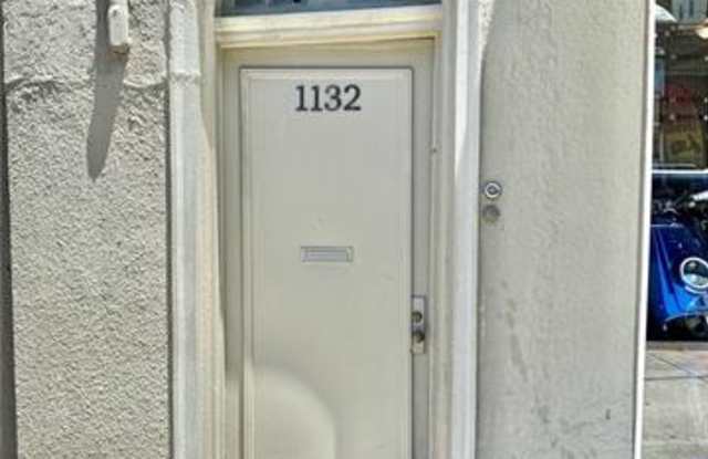 1132 ST CHARLES Avenue Gallery 3