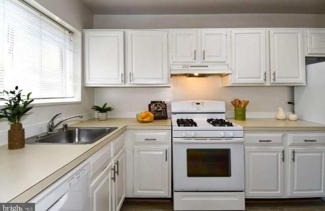 10637 MONTROSE AVE #204 photos photos 10637 MONTROSE AVE #204 photos photos