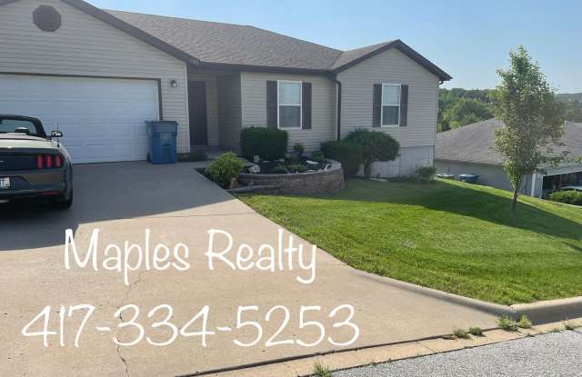 3 BED, 2 BATH SINGLE FAMILY HOME IN HOLLISTER, MO photos photos