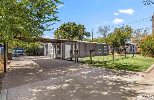 2805 AVENUE I Gallery 2