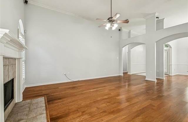 1926 MARLIN Drive Gallery 4