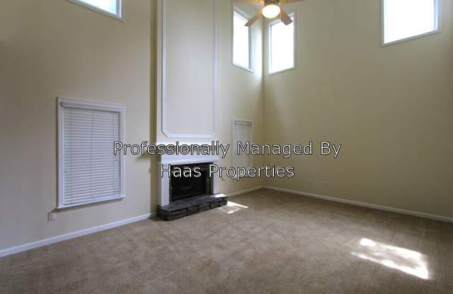2580 Fairlawn Downs Gallery 3