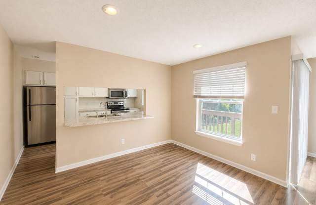 For Lease in Clemmons Gallery 4