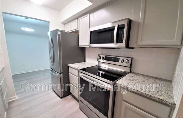 8036 Bayou Fountain Ave - 8036 Bayou Fountain Avenue, Gardere, LA 70820