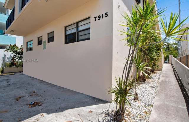 7915 Harding Ave photos photos