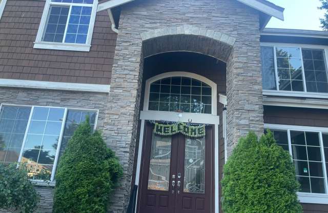 Stunning 5 Bed / 4 Bath Modern Home in Redmond’s Coveted Parkside at Wilshire Community– Walk to Microsoft  Light Rail photos photos