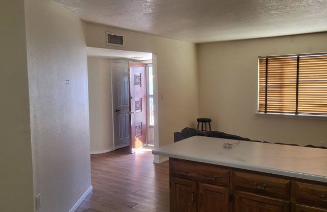 Accessable NE Heights 3/bd 1.75/ba 1300/sf 1/cg photos photos Accessable NE Heights 3/bd 1.75/ba 1300/sf 1/cg photos photos