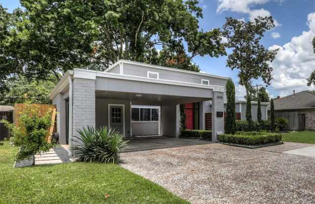 1919 Shadowdale Drive Gallery 2