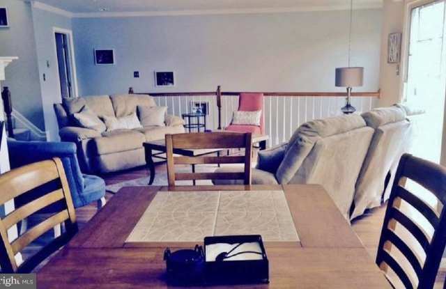 8640 SIDE SADDLE COURT Gallery 4