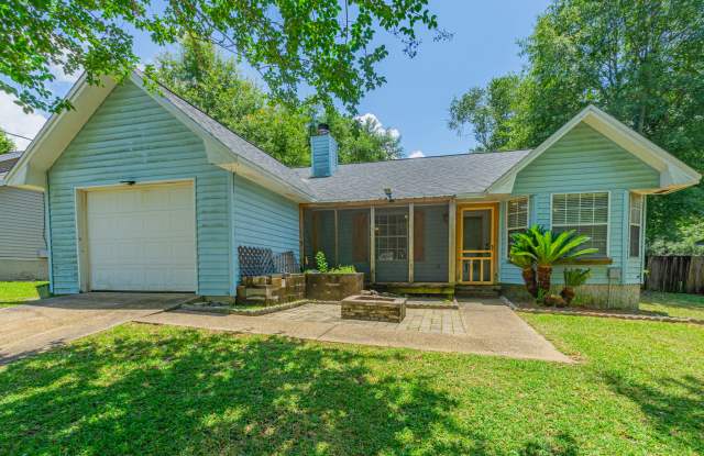 217 Southview Drive - 217 Southview Drive, Crestview, FL 32536 217 Southview Drive - 217 Southview Drive, Crestview, FL 32536