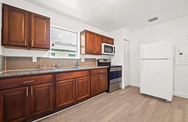 Spacious 1 Bed / 1 Bath Apartment Near Downtown Miami photos photos