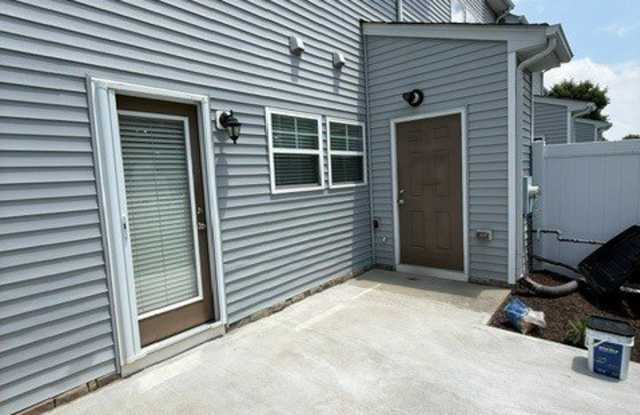 8057 Ellendale Drive Gallery 4