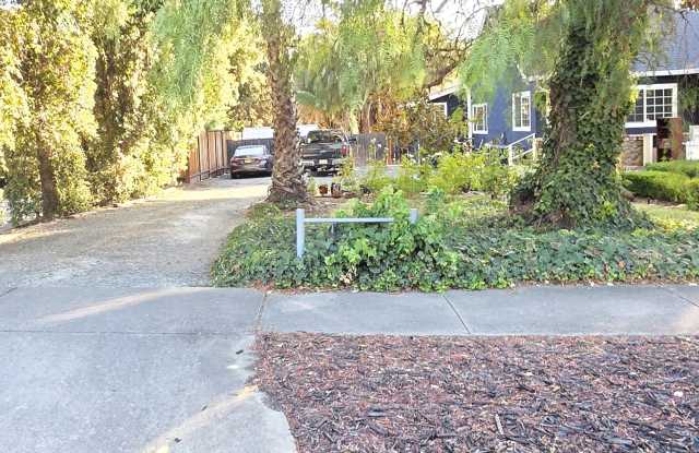 A Gem at Concord/Clayton Border - 4bd/2ba+basement & POOL Gallery 3