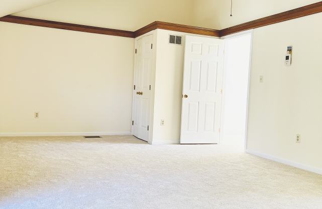 9600 Accord Dr photos photos