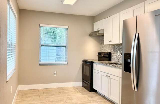 7132 OAKWOOD Drive Gallery 3